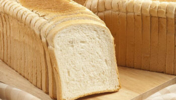 Защо не трябва да купуваме нарязан хляб