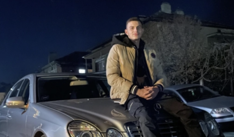 Първомай плаче: 21 г. младеж Павел Ангелов, загинал край Кресна, сам си е купил колата Снимки