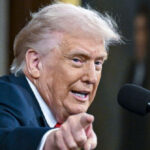 Защо Тръмп носи грим и как изглежда без фон дьо тен? Ако го срещнете в естественото му състояние, може дори да не го разпознаете