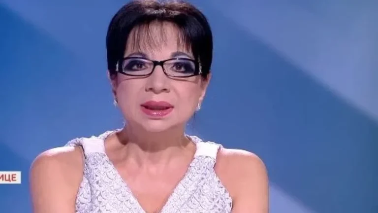 Няма да я познаете! Вижте Цветанка Ризова без грим Няма да я познаете! Вижте Цветанка Ризова без грим