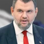 Пеевски с първи думи след свалянето на охраната