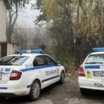 Зловещо! Откриха труп, отцепиха целия район във…