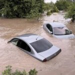 ИЗВЪНРЕДНО: Страшен потоп от преди минути! Градът е под вода, има…