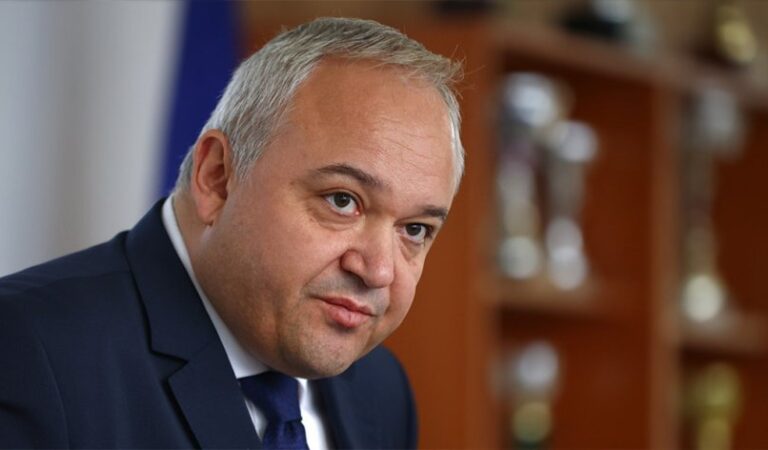 Демерджиев : Две фирми доставят мантинели у нас, а зад тях стои…