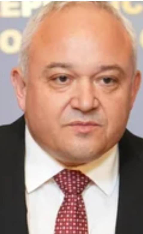 От последните минути! Министър Демерджиев каза какво ще се случва с Пеевски
