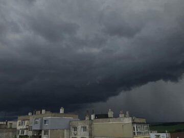 Буря удря първо тези градове в България, очаква ни..