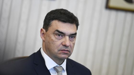 Смях в залата: Какъв всъщност е Владо Николов? Депутатът от ПБ изгря с трета професия