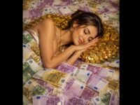 Ще се събудят с торба пари под възглавницата! ТРИ зодии ще забогатеят неприлично през лятото на 2026