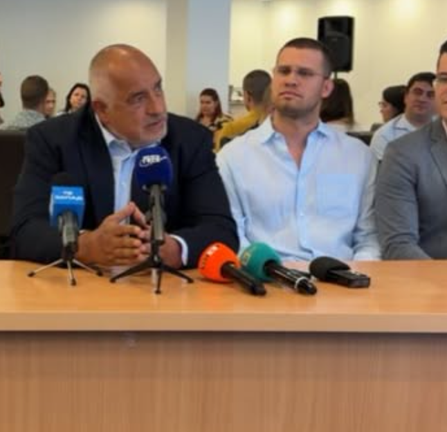 Борисов с мощен ход срещу генерал Радев: Прави нова партия!