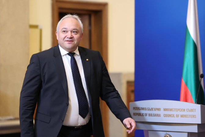 Демерджиев с нови разкрития: Украинският посланик е… Демерджиев с нови разкрития: Украинският посланик е…