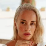 Радина Кърджилова подпали плажа с перфектна фигура по бански