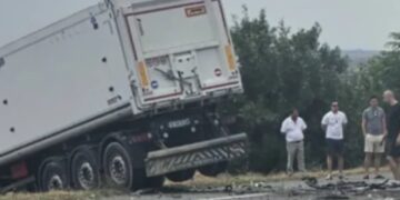 Ето в какъв вид е шофирал водачът на тира от тежката катастрофа на магистрала „Тракия“ – Снимка