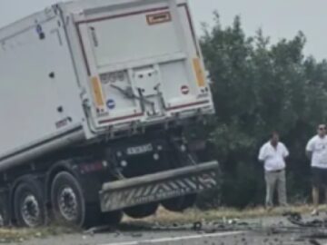 Ето в какъв вид е шофирал водачът на тира от тежката катастрофа на магистрала „Тракия“ – Снимка