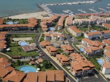 Руснаци разпродават масово имотите си по морето у нас – вижте цените само!