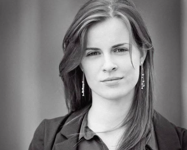 Марина Цекова показа кадър от Кишинев, където е на почивка. Именно заради пътуването си журналистката не е в ефира на “Събуди се” този уикенд. Марина Цекова показа кадър от Кишинев, където е на почивка. Именно заради пътуването си журналистката не е в ефира на “Събуди се” този уикенд.