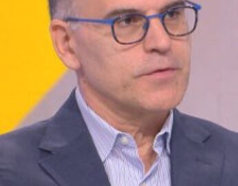 Симеон Дянков шокира с думите си, че вижда Румен Радев като… Симеон Дянков шокира с думите си, че вижда Румен Радев като…